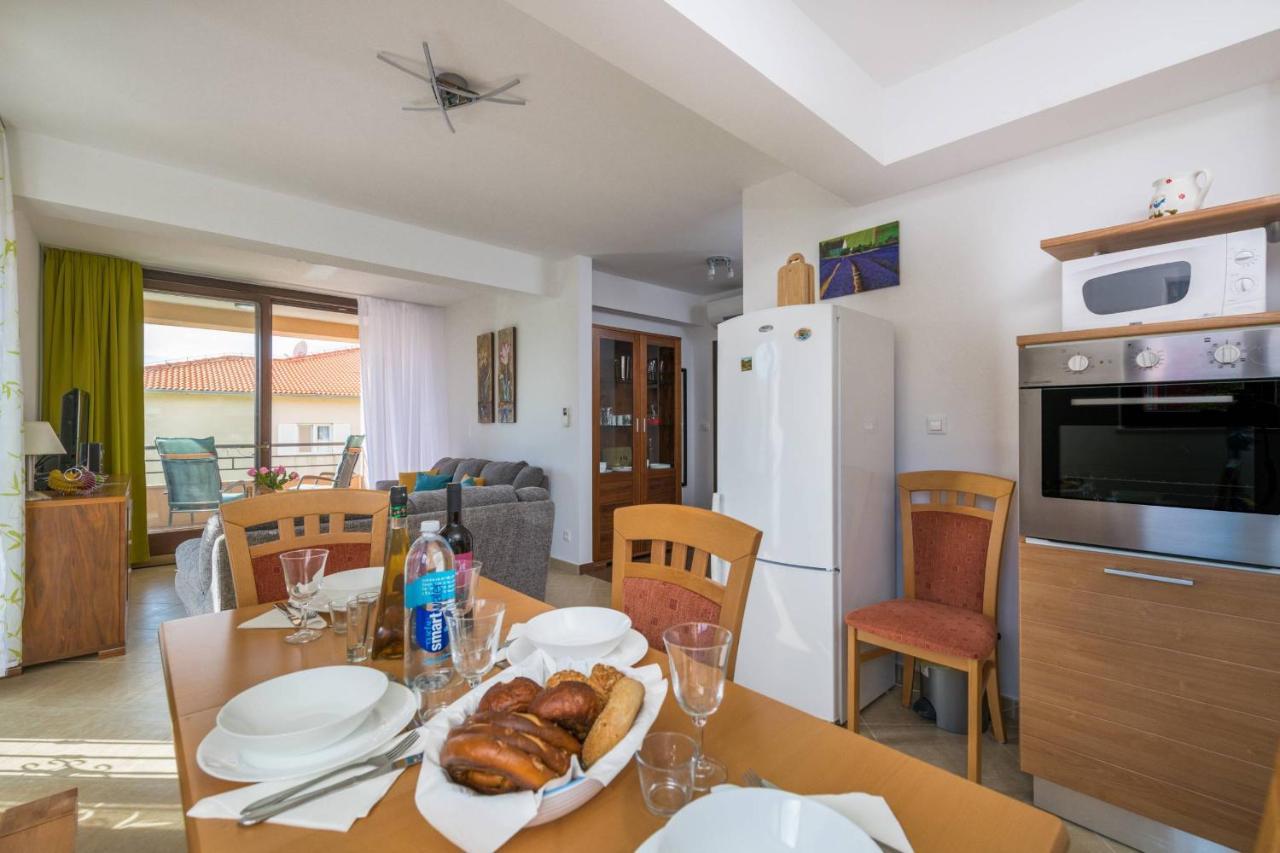 Apartment Carpe Diem Premantura Luaran gambar